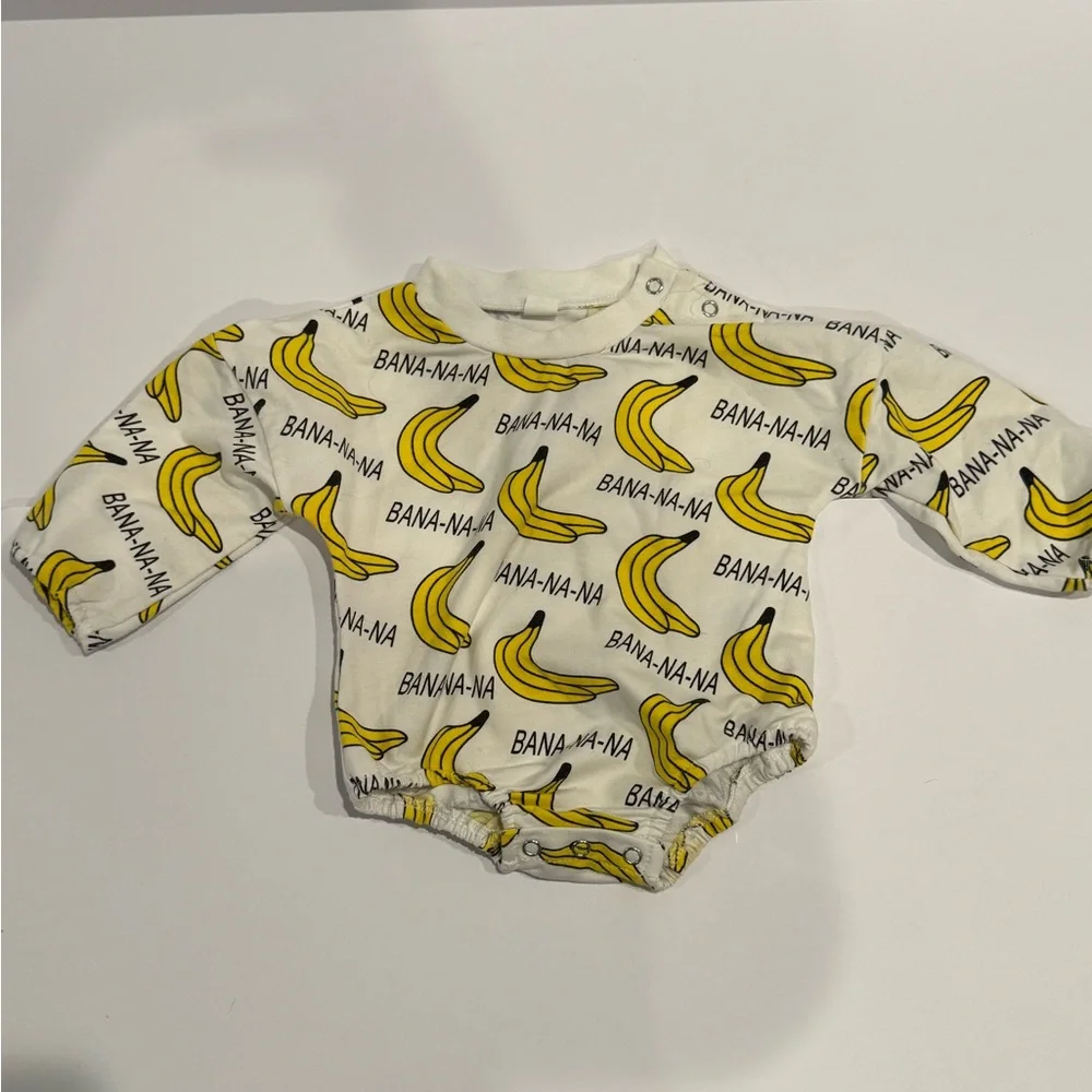 Bananas baby onsie 3-6 month bodysuit‎